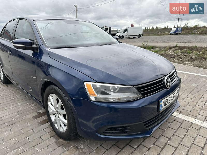 Седан Volkswagen Jetta 2012 в Киеве