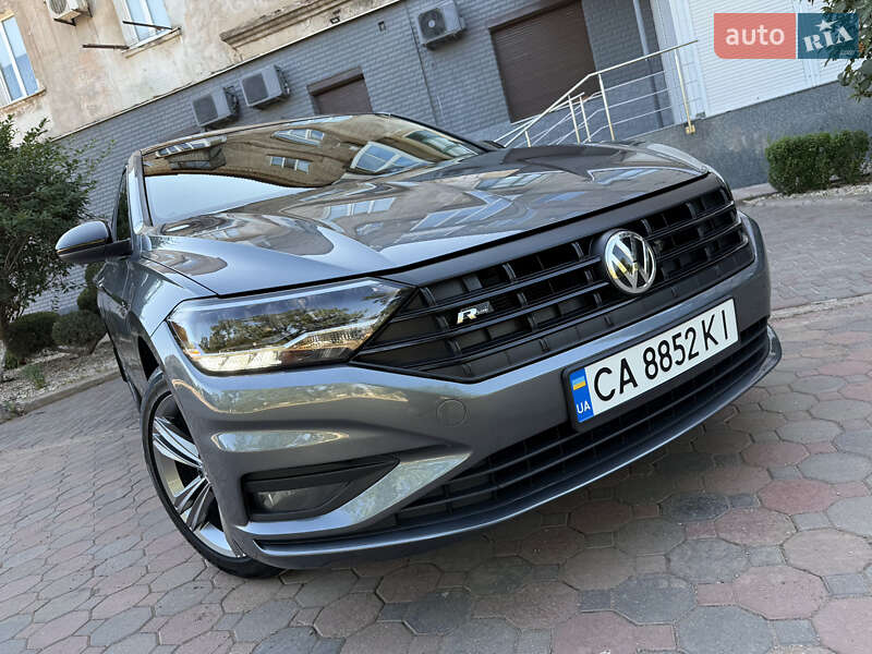 Седан Volkswagen Jetta 2019 в Кривом Роге