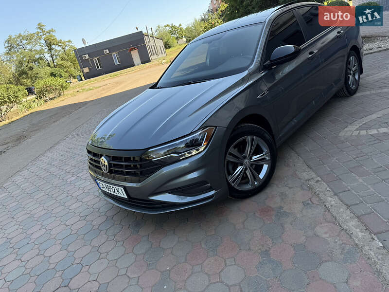 Седан Volkswagen Jetta 2019 в Кривом Роге