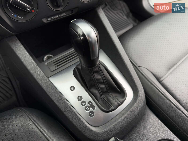 Седан Volkswagen Jetta 2014 в Дніпрі фото 18 Седан Volkswagen Jetta 2014 в Дніпрі