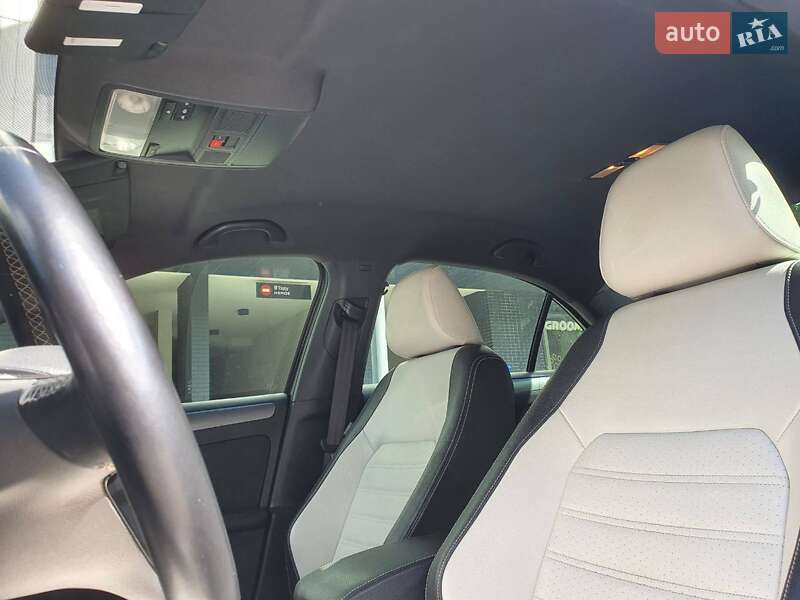 Седан Volkswagen Jetta 2016 в Киеве фото 6 Седан Volkswagen Jetta 2016 в Киеве