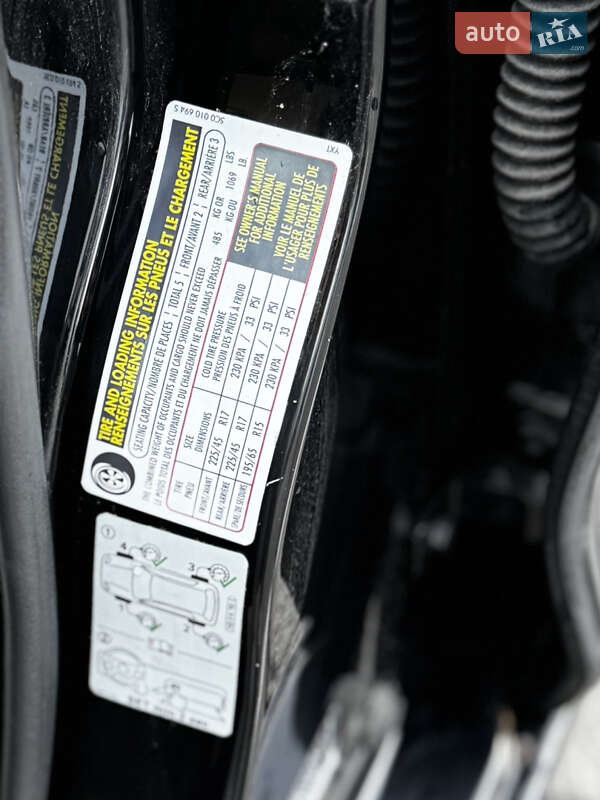 Седан Volkswagen Jetta 2012 в Запоріжжі