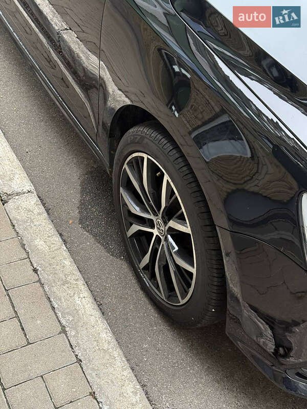 Седан Volkswagen Jetta 2015 в Киеве фото 8 Седан Volkswagen Jetta 2015 в Киеве
