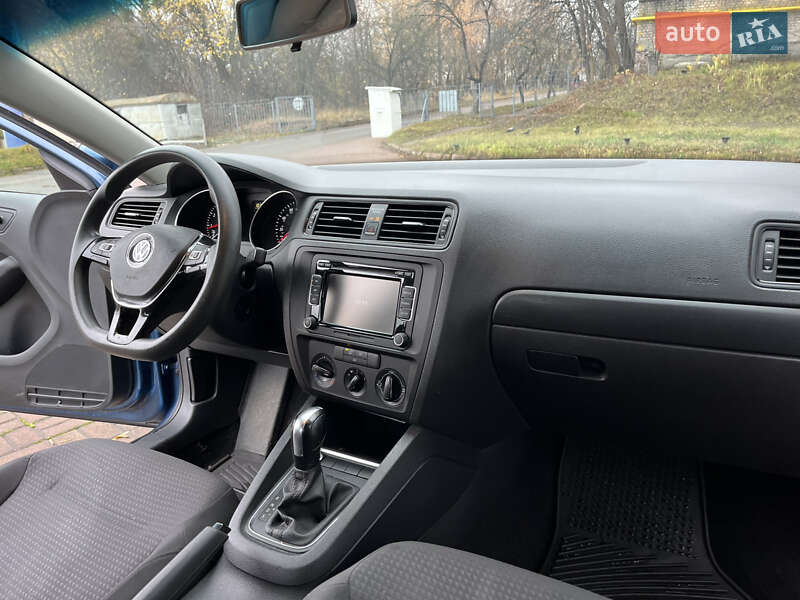 Седан Volkswagen Jetta 2014 в Чернігові фото 24 Седан Volkswagen Jetta 2014 в Чернігові