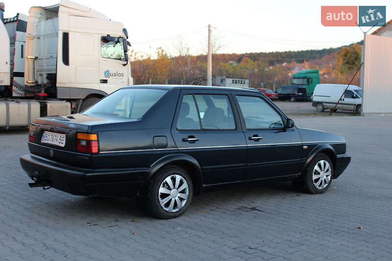 Седан Volkswagen Jetta 1990 в Кременце