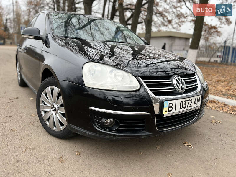 Седан Volkswagen Jetta 2006 в Полтаве