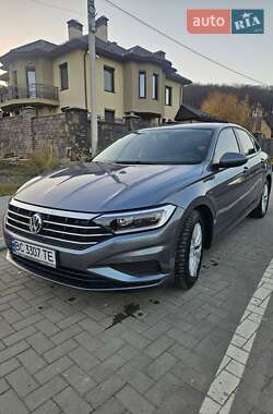 Седан Volkswagen Jetta 2018 в Львове