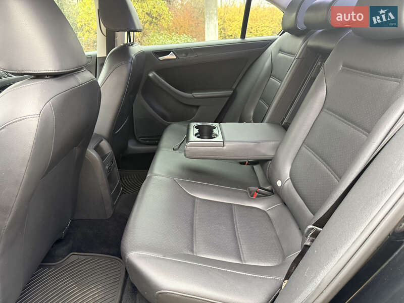 Седан Volkswagen Jetta 2013 в Кривому Розі фото 10 Седан Volkswagen Jetta 2013 в Кривому Розі