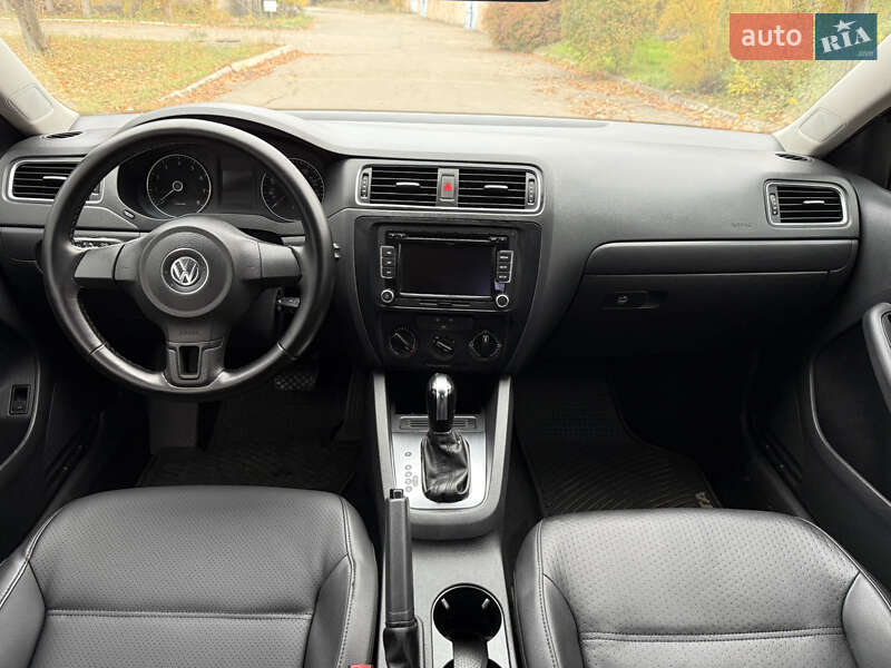 Седан Volkswagen Jetta 2013 в Кривому Розі фото 11 Седан Volkswagen Jetta 2013 в Кривому Розі