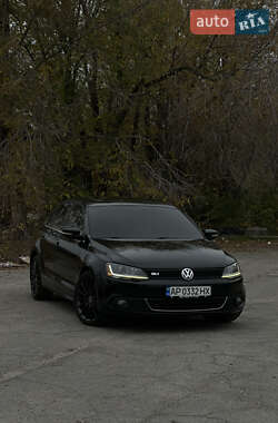 Седан Volkswagen Jetta 2014 в Запорожье