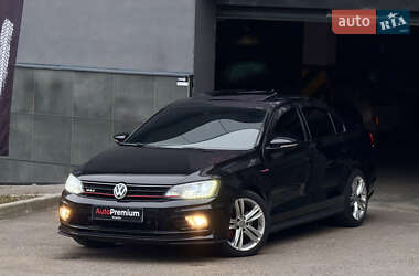 Седан Volkswagen Jetta 2016 в Харкові