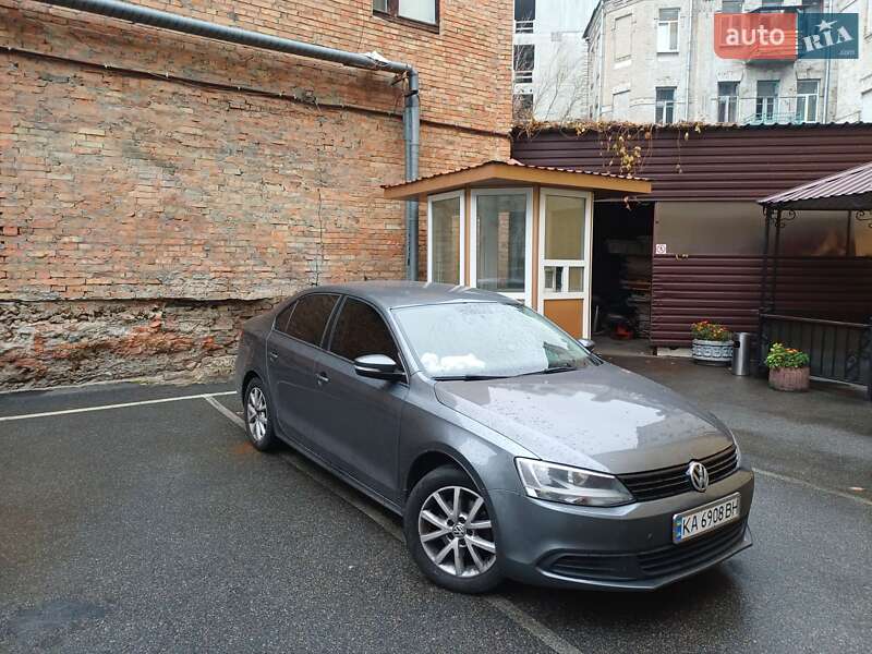 Седан Volkswagen Jetta 2012 в Києві фото 5 Седан Volkswagen Jetta 2012 в Києві