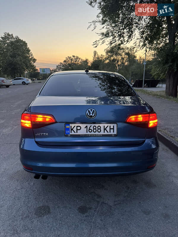 Седан Volkswagen Jetta 2015 в Запорожье