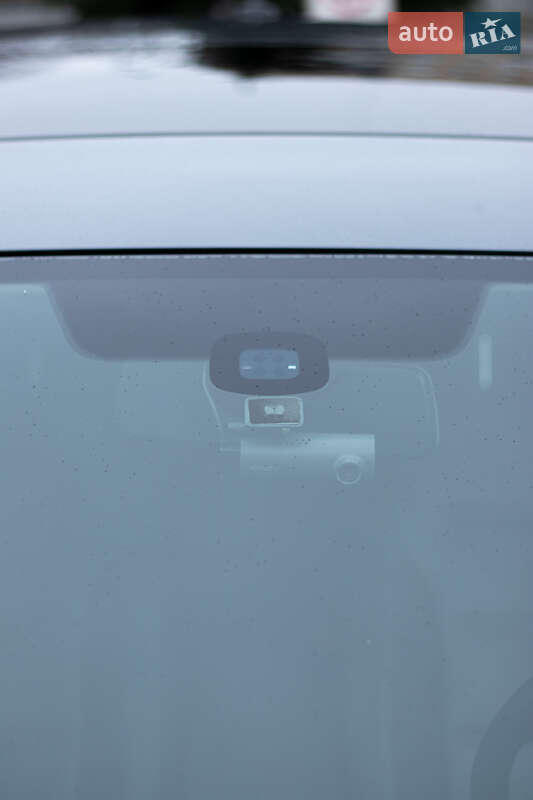 Седан Volkswagen Jetta 2015 в Львове