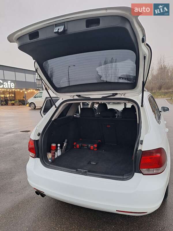 Универсал Volkswagen Jetta 2012 в Киеве фото 12 Универсал Volkswagen Jetta 2012 в Киеве