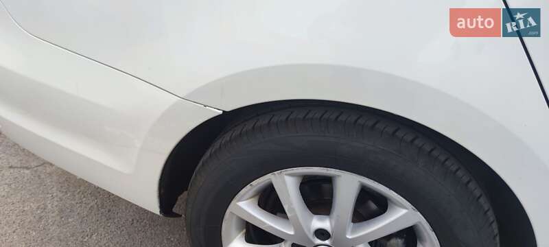 Седан Volkswagen Jetta 2015 в Житомирі