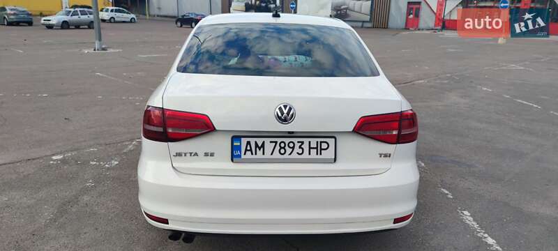 Седан Volkswagen Jetta 2015 в Житомирі