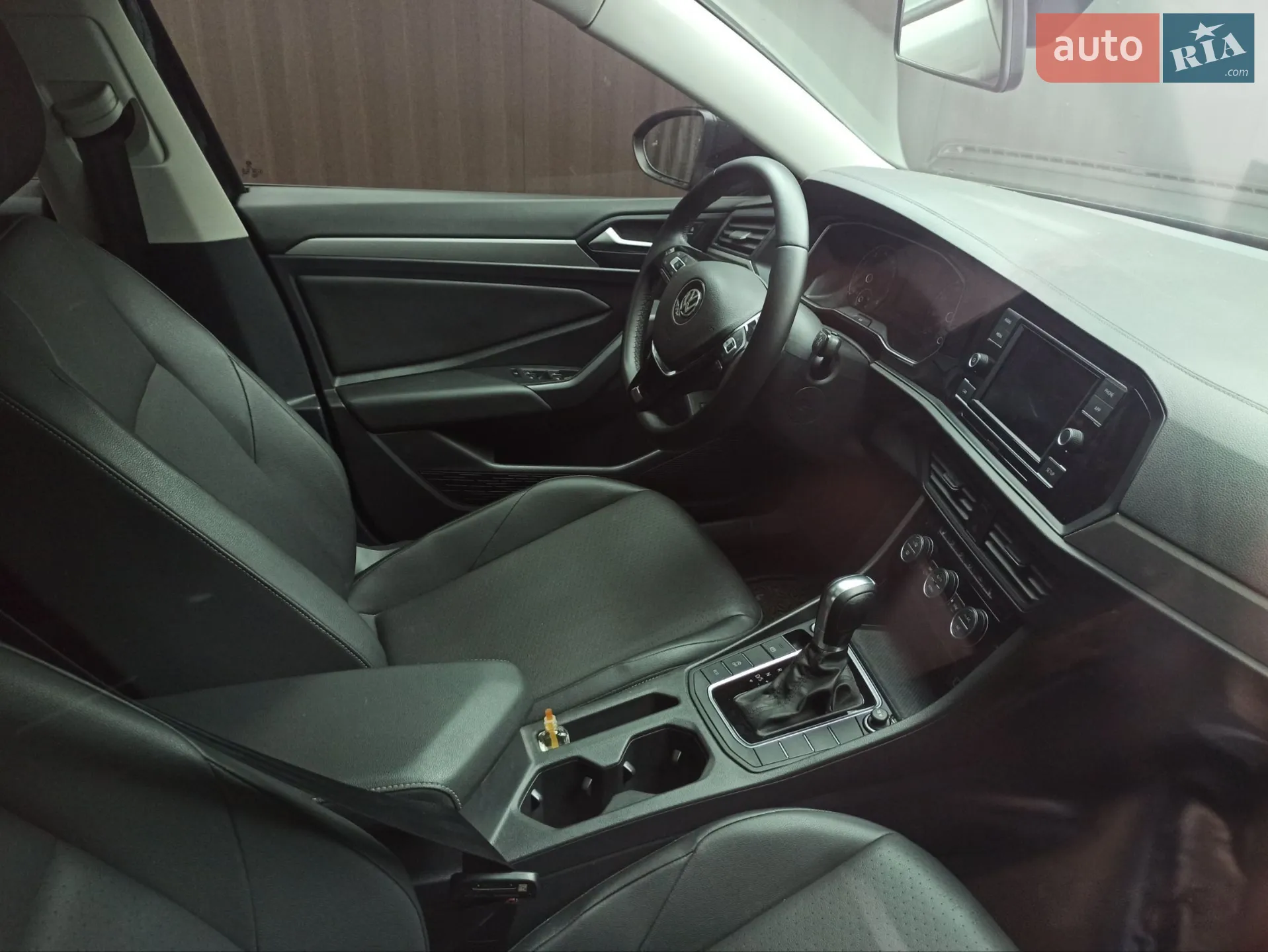 Volkswagen Jetta 2019