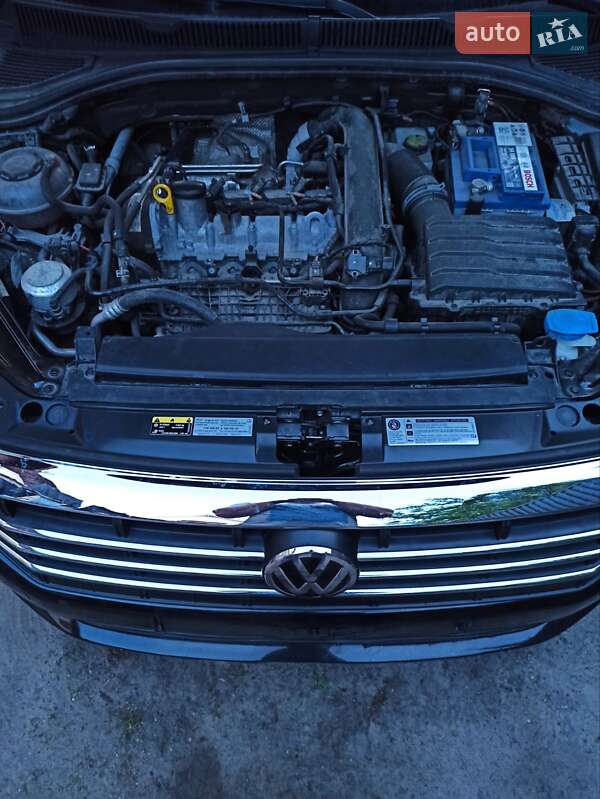 Седан Volkswagen Jetta 2019 в Сарнах