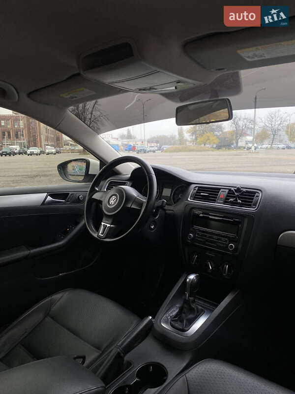 Седан Volkswagen Jetta 2012 в Киеве