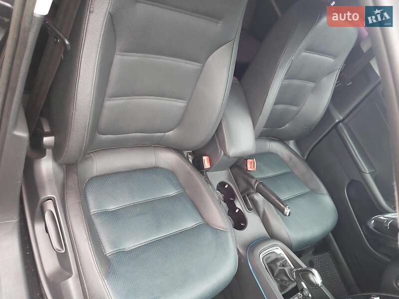 Седан Volkswagen Jetta 2012 в Днепре фото 23 Седан Volkswagen Jetta 2012 в Днепре