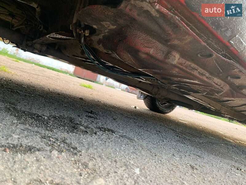 Седан Volkswagen Jetta 1991 в Дубно