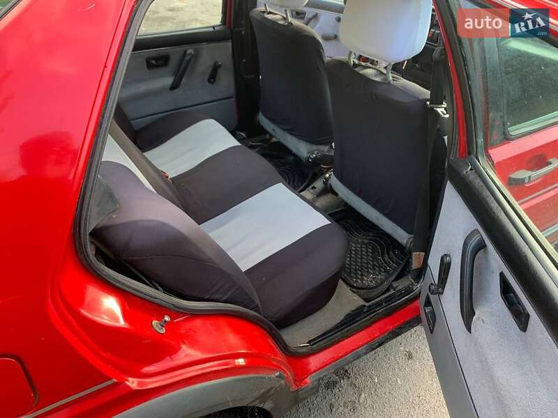 Седан Volkswagen Jetta 1991 в Дубно