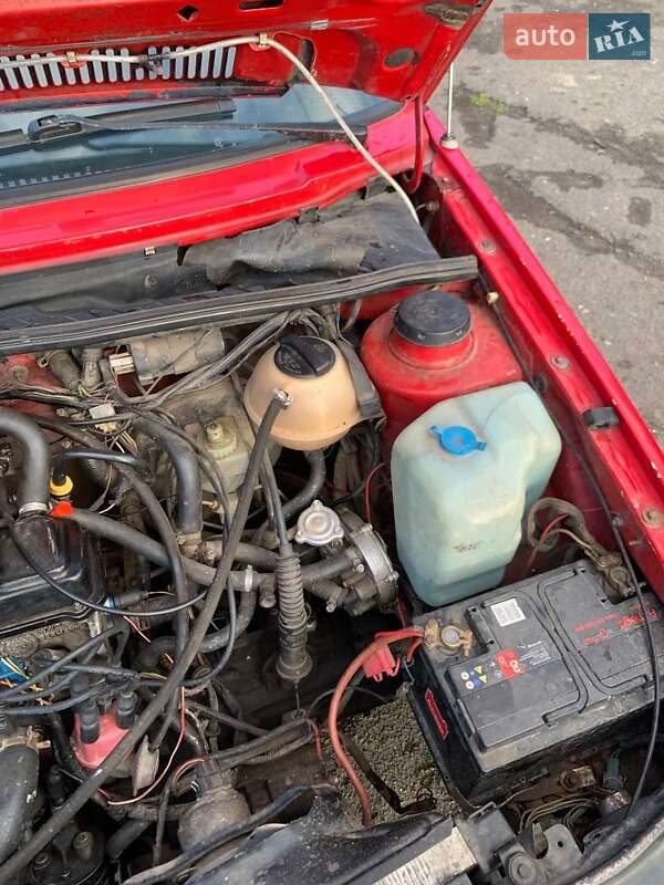 Седан Volkswagen Jetta 1991 в Дубно