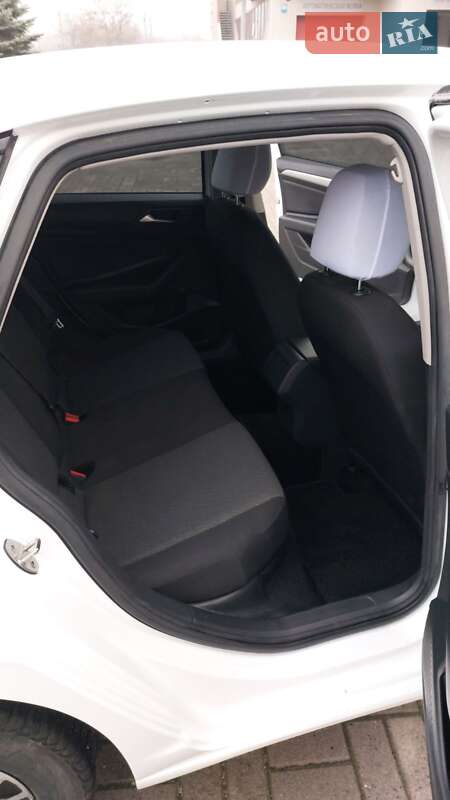 Седан Volkswagen Jetta 2021 в Запоріжжі