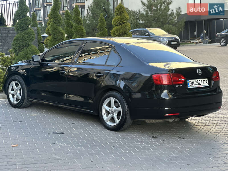 Седан Volkswagen Jetta 2014 в Киеве