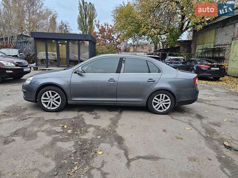 Седан Volkswagen Jetta 2007 в Киеве
