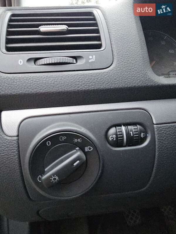 Седан Volkswagen Jetta 2007 в Киеве