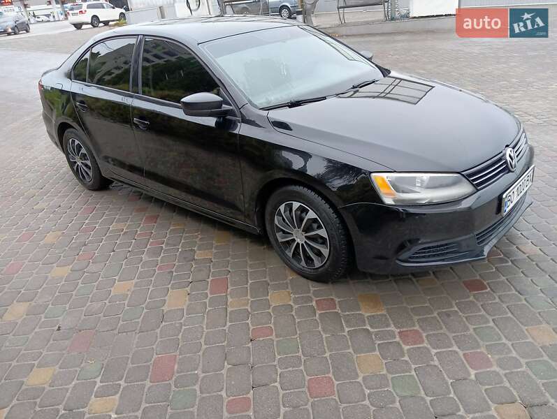 Седан Volkswagen Jetta 2013 в Тернополі