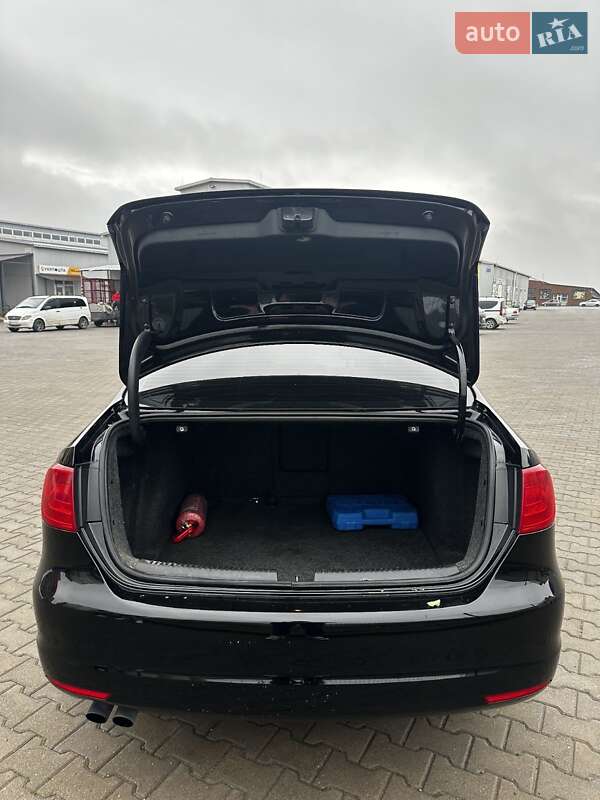 Седан Volkswagen Jetta 2012 в Одессе фото 6 Седан Volkswagen Jetta 2012 в Одессе