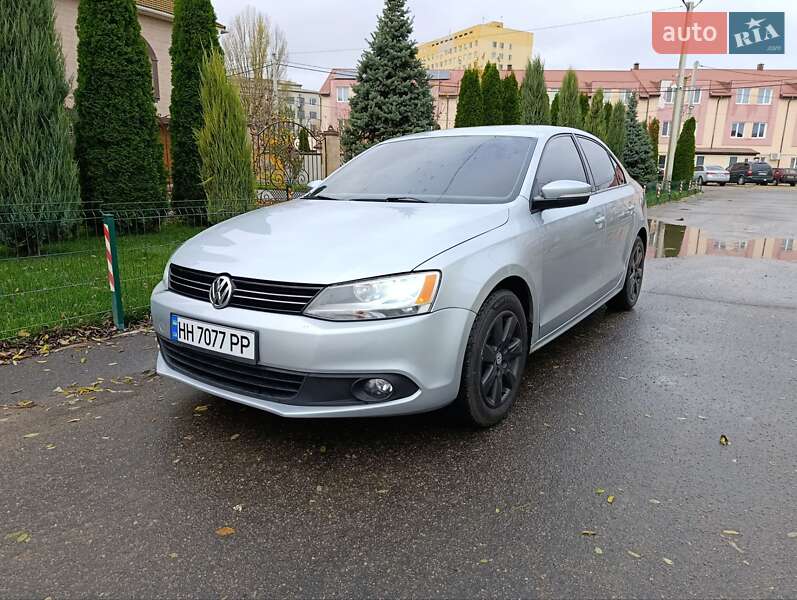 Седан Volkswagen Jetta 2011 в Одессе