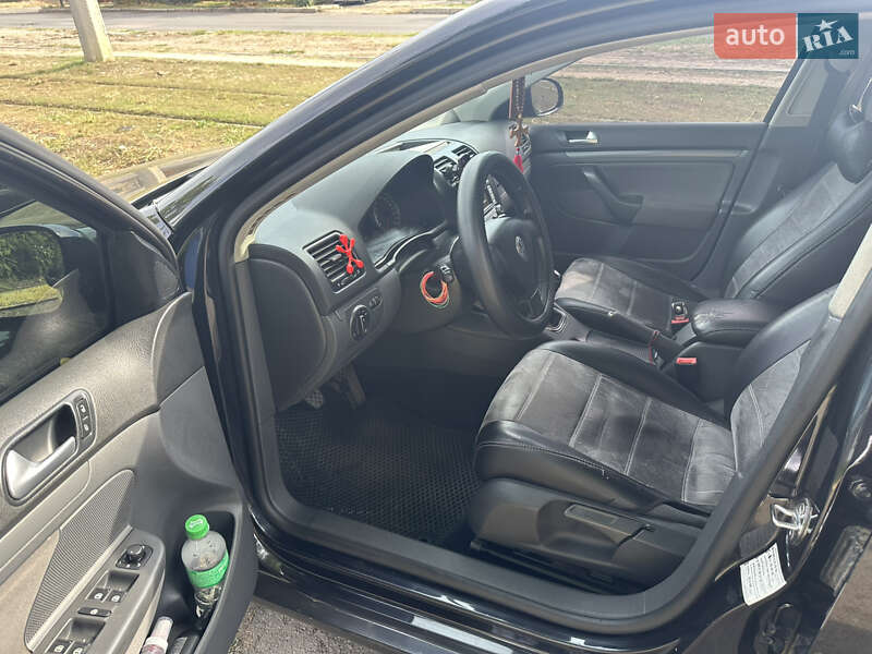 Седан Volkswagen Jetta 2007 в Николаеве