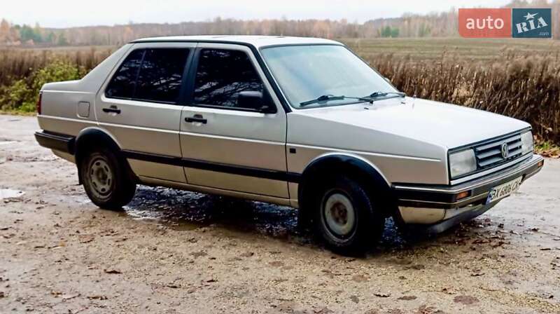 Седан Volkswagen Jetta 1989 в Шумске фото Седан Volkswagen Jetta 1989 в Шумске