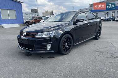 Седан Volkswagen Jetta 2015 в Києві