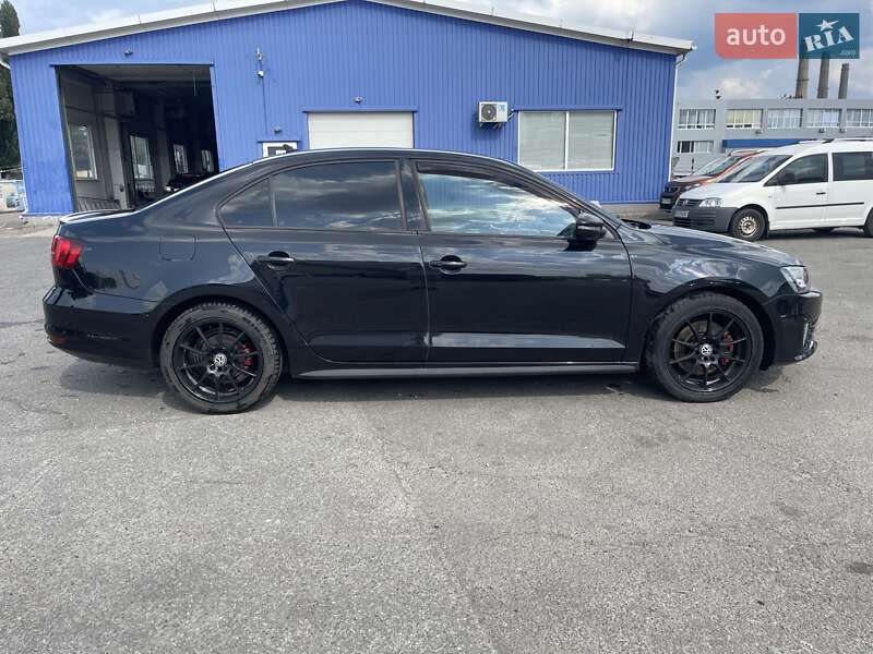 Седан Volkswagen Jetta 2015 в Киеве фото 17 Седан Volkswagen Jetta 2015 в Киеве