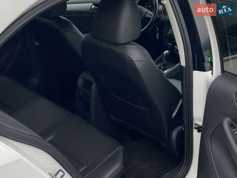 Седан Volkswagen Jetta 2014 в Полтаве фото 11 Седан Volkswagen Jetta 2014 в Полтаве