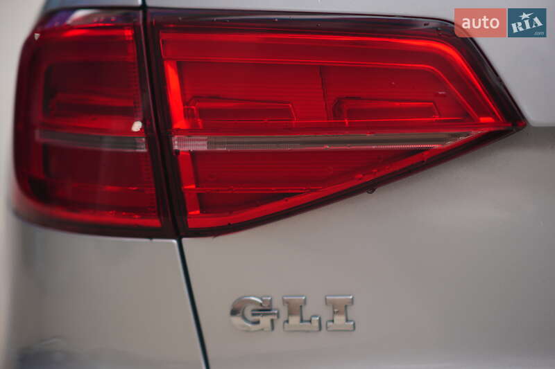 Седан Volkswagen Jetta 2015 в Одессе фото 13 Седан Volkswagen Jetta 2015 в Одессе