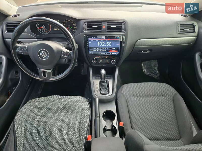 Седан Volkswagen Jetta 2012 в Киеве фото 20 Седан Volkswagen Jetta 2012 в Киеве