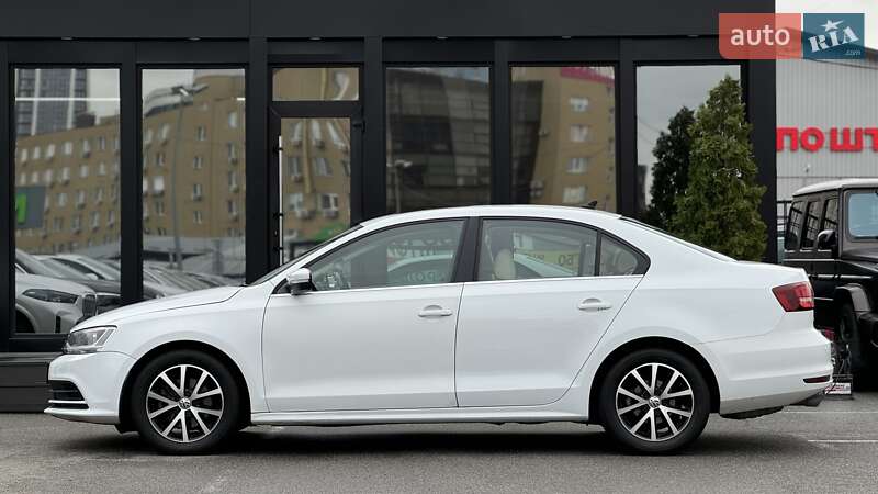 Седан Volkswagen Jetta 2016 в Киеве фото 4 Седан Volkswagen Jetta 2016 в Киеве