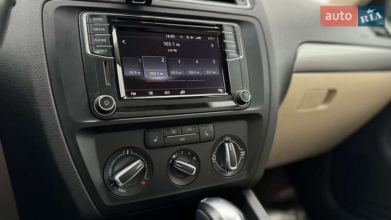 Седан Volkswagen Jetta 2016 в Киеве фото 30 Седан Volkswagen Jetta 2016 в Киеве