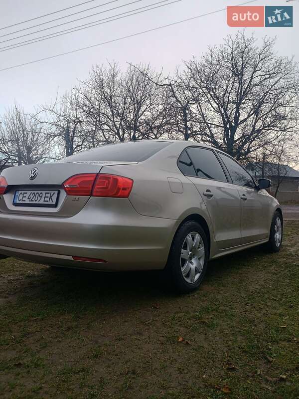 Седан Volkswagen Jetta 2014 в Косове фото 2 Седан Volkswagen Jetta 2014 в Косове