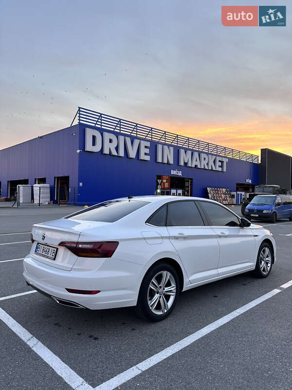 Седан Volkswagen Jetta 2018 в Полтаві