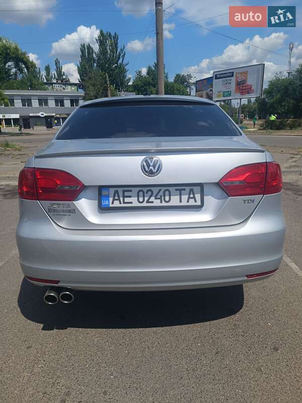 Седан Volkswagen Jetta 2010 в Кривом Роге фото 2 Седан Volkswagen Jetta 2010 в Кривом Роге