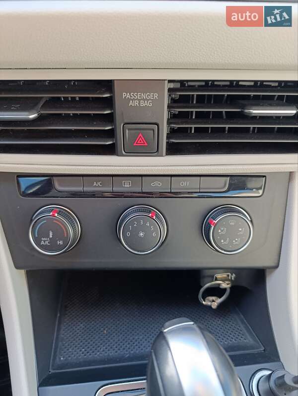 Седан Volkswagen Jetta 2018 в Харкові