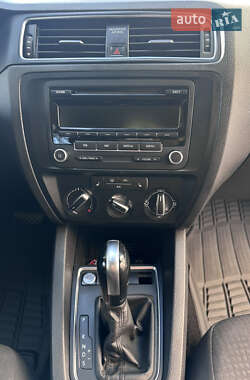 Седан Volkswagen Jetta 2014 в Киеве