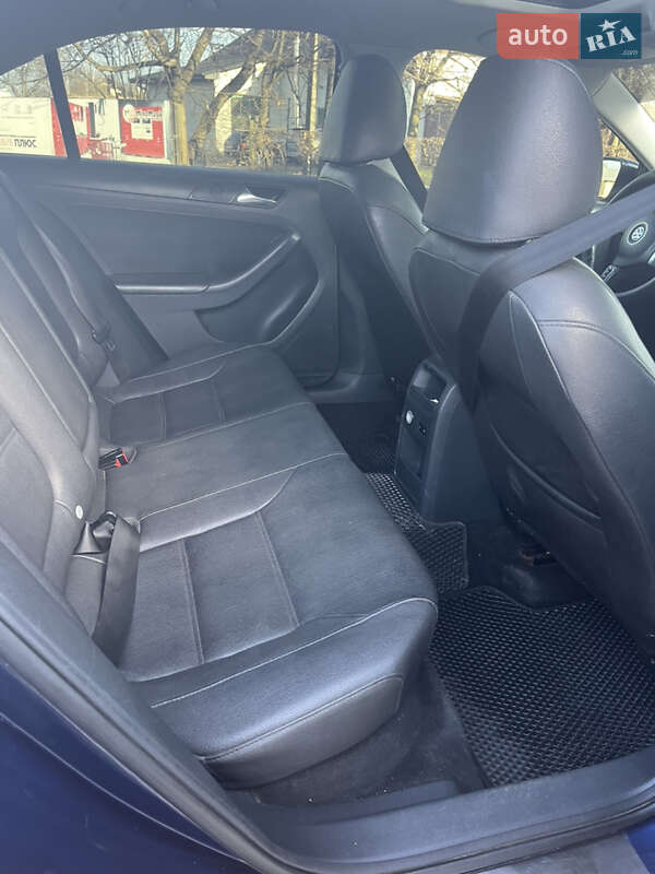 Седан Volkswagen Jetta 2010 в Косове